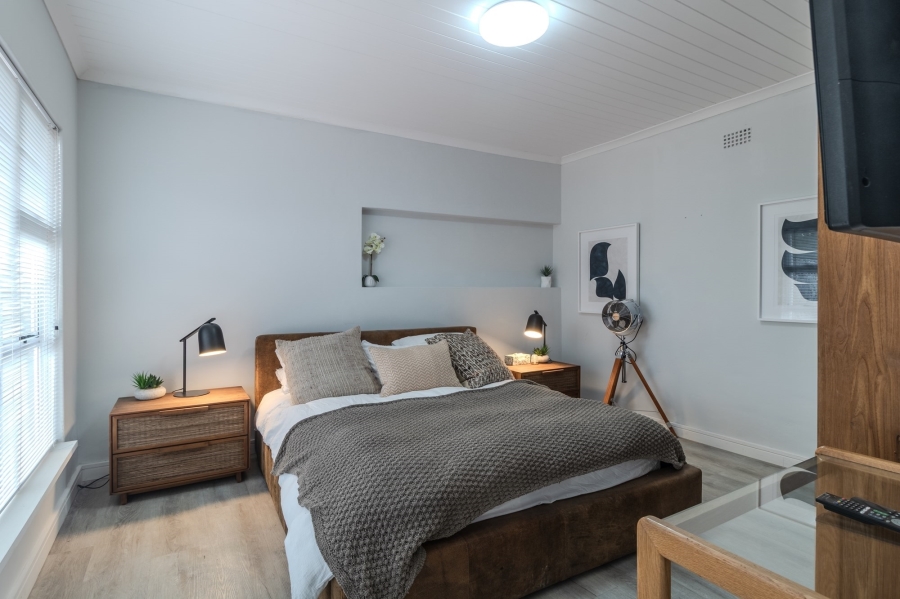 4 Bedroom Property for Sale in Schoongezicht Western Cape